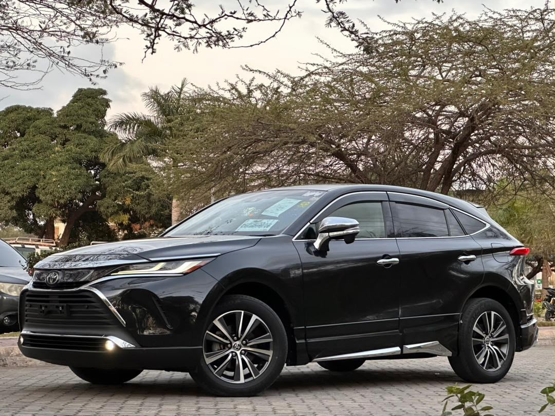 Toyota Harrier thumbnail 3